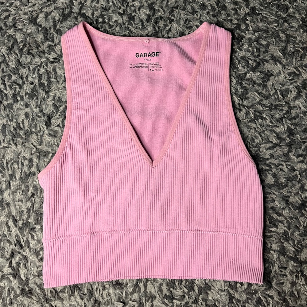 Garage NWOT Stella Seamless Plunge Tank Top Light Pink Size XS